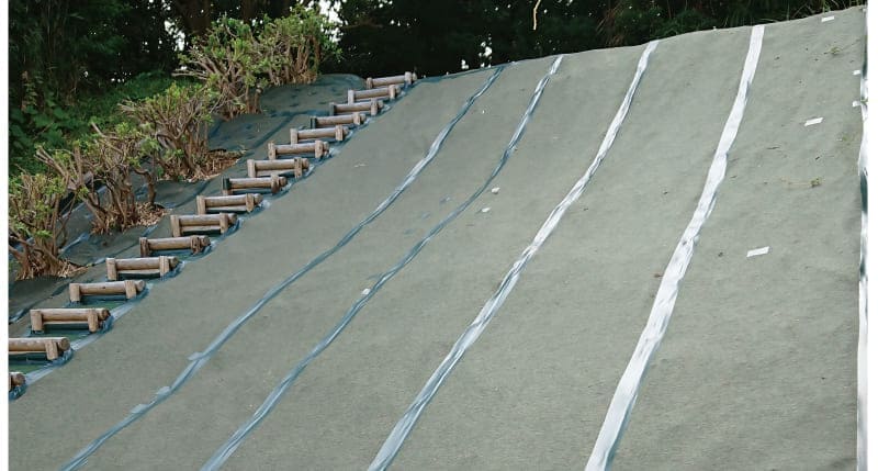 防草シート完成～！